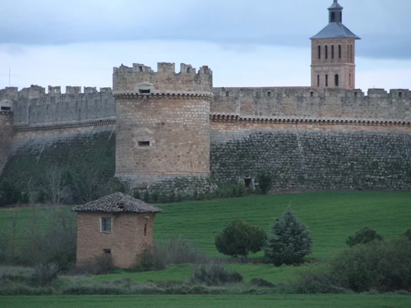 Grajal-castillo-tierra-de-campos